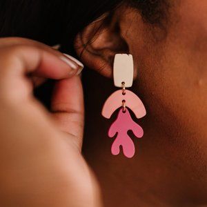 Brunch and Go Acrylic Drop Earrings